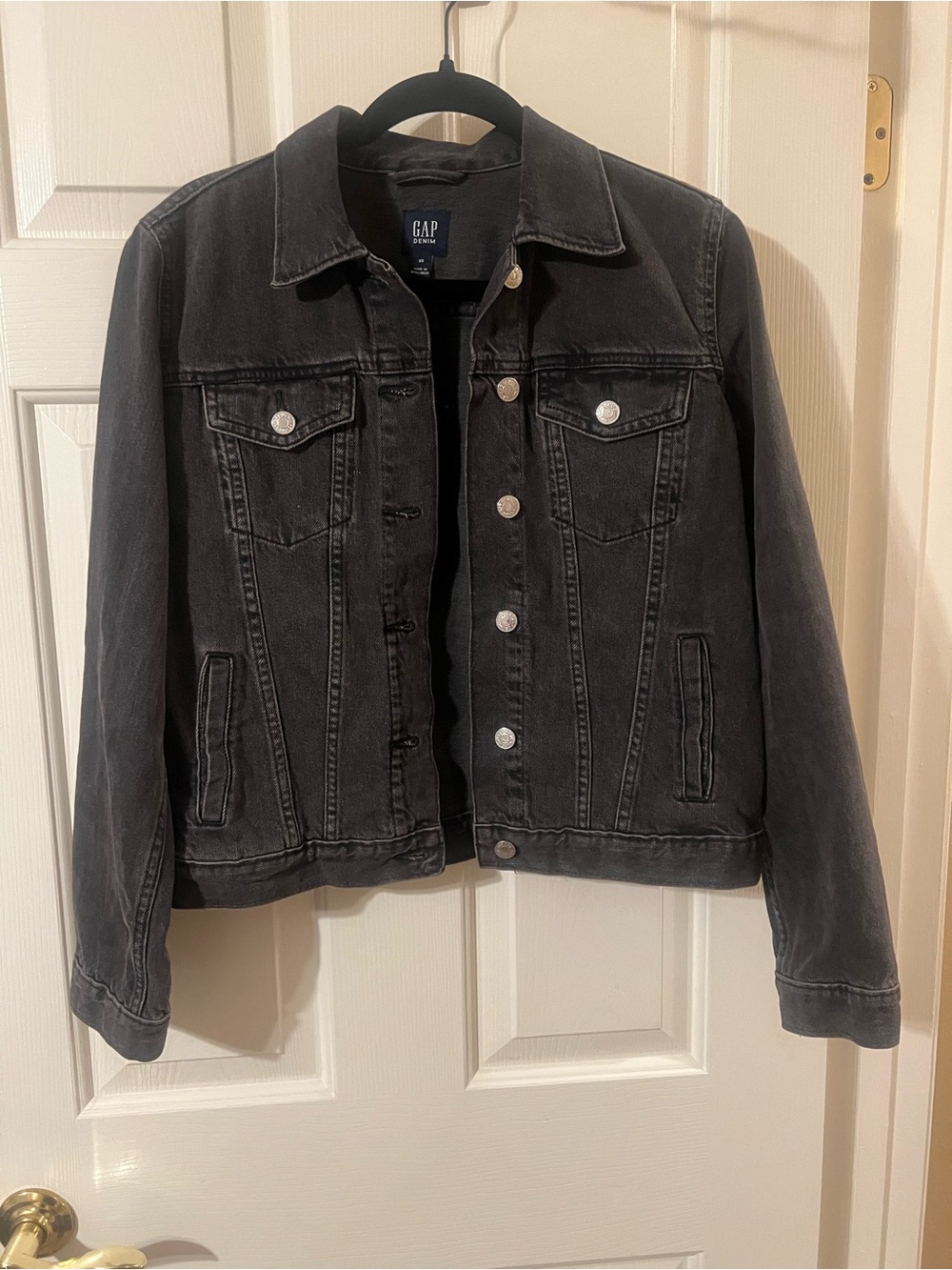 Like New GAP Women's Washed Black Denim Jacket Size XS